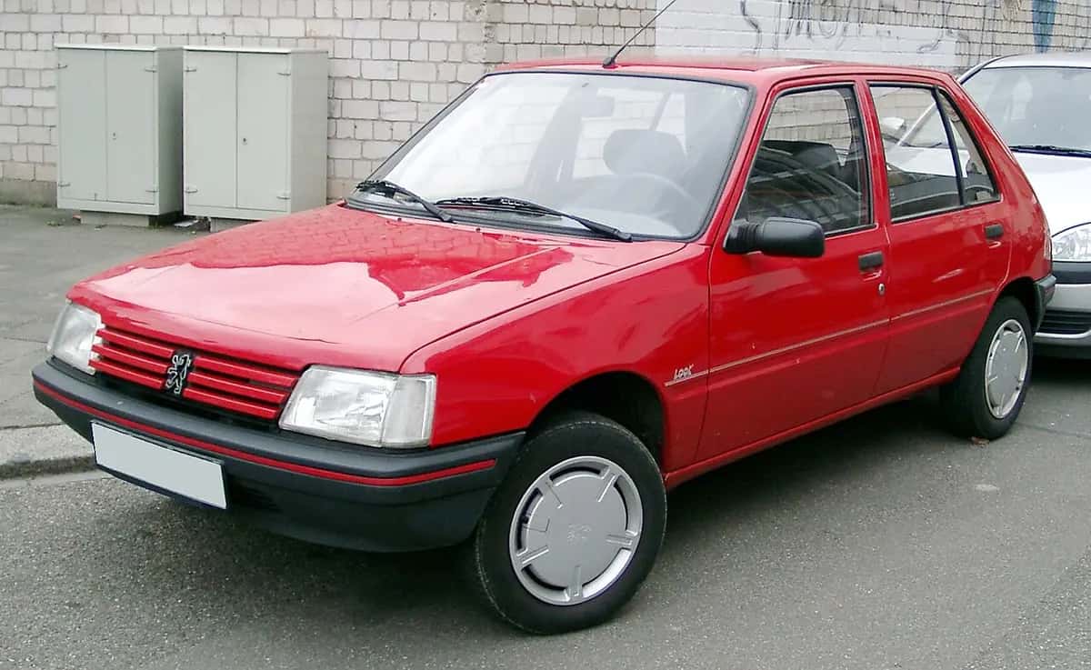 Peugeot 205 — Modellfoto